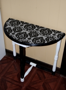 Restyled Half Moon Table using Mod Podge and Fabric