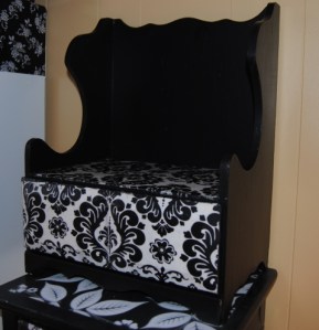 Black and White Damask Decorative Wall Shelf